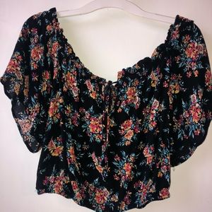 🎃Off the Shoulder Floral Crop-Top🎃